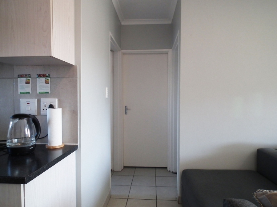 2 Bedroom Property for Sale in Amstelhof Western Cape